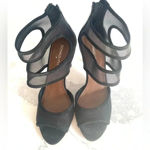 Donald J Pliner Adele Women’s Heel Sandals Black Mesh Zip Closure‎ EUC Size 7 - Picture 4 of 7